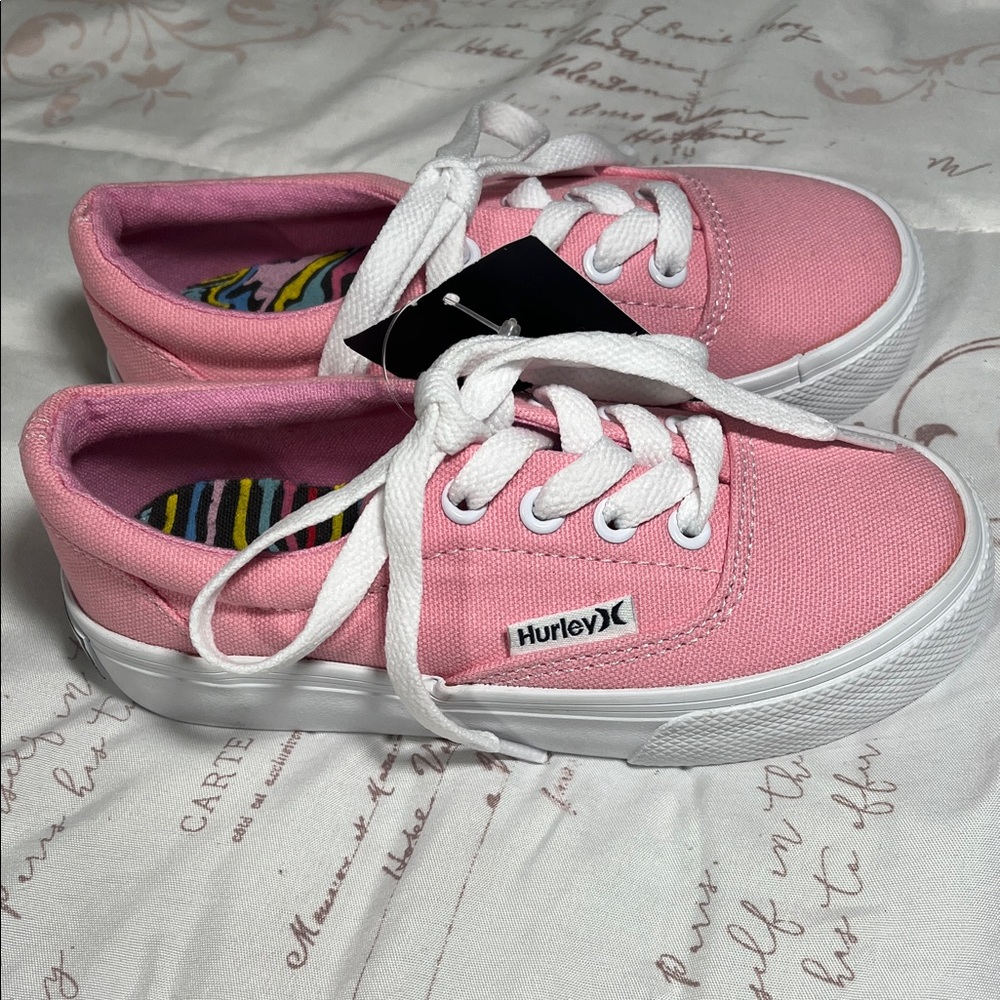 NEW KIDS Hurley Pink Canvas Sneakers with White Soles